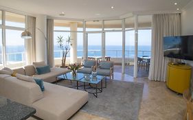 801 Oyster Schelles - By Stay In Umhlanga